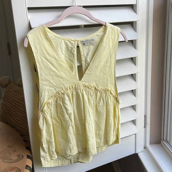 Urban Outfitters Tops - Urban Outfitters V-neck Tank